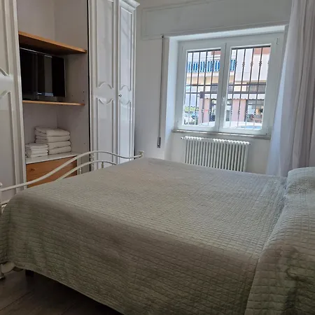 Apartment Between Pisa And 5 Terre